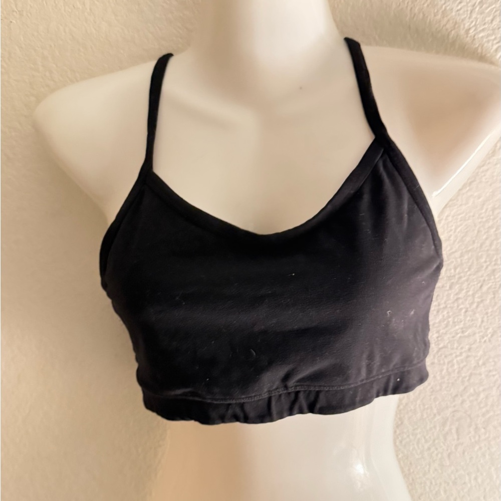 Lululemon black strappy mesh sports bra size 6